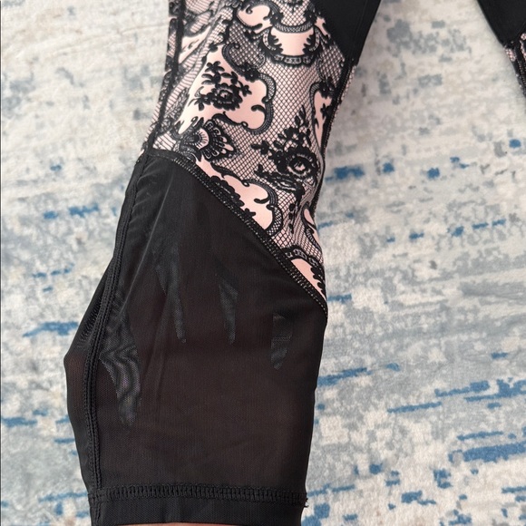 Black and Pink Lace Leggings - Picture 2 of 7